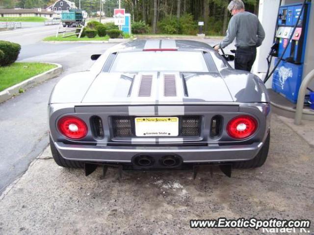 Ford GT