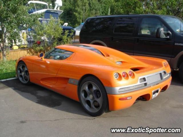 Koenigsegg CCR spotted in Moscow, Russia