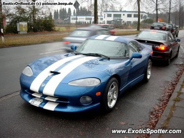 Dodge Viper spotted in Hamburg, Germany