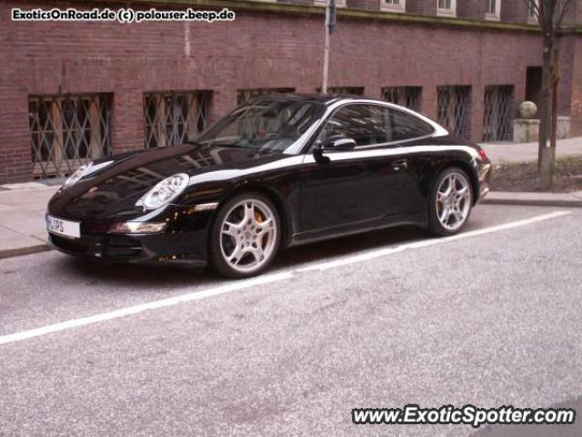 Porsche 911 spotted in Hamburg, Germany