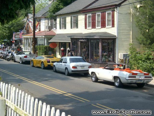 Lamborghini Gallardo spotted in Willow Grove, California