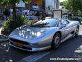 Jaguar XJ220