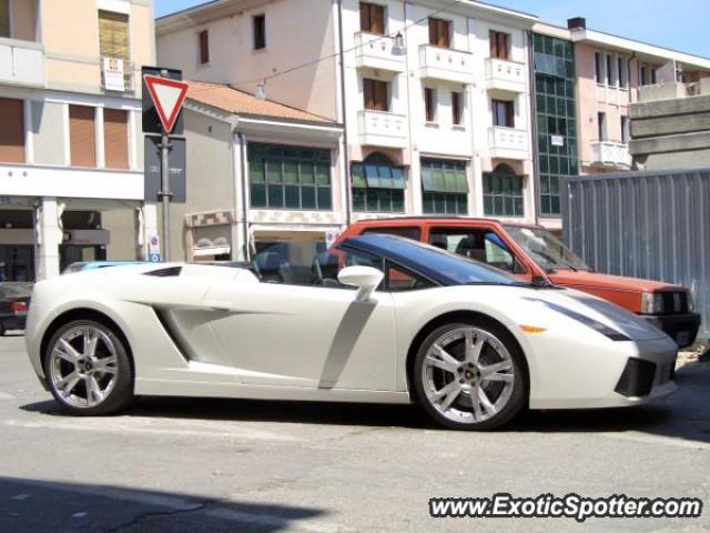 Lamborghini Gallardo spotted in ODERZO, Italy