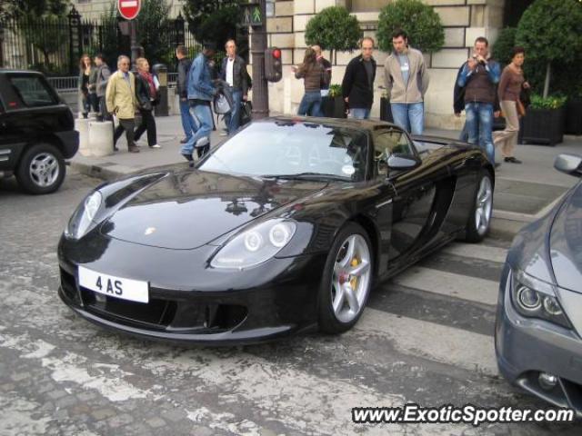 Porsche Carrera GT spotted in Paris, France
