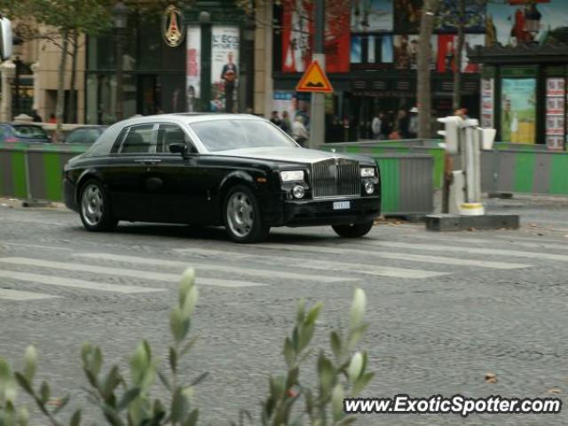 Rolls Royce Phantom spotted in Paris, France