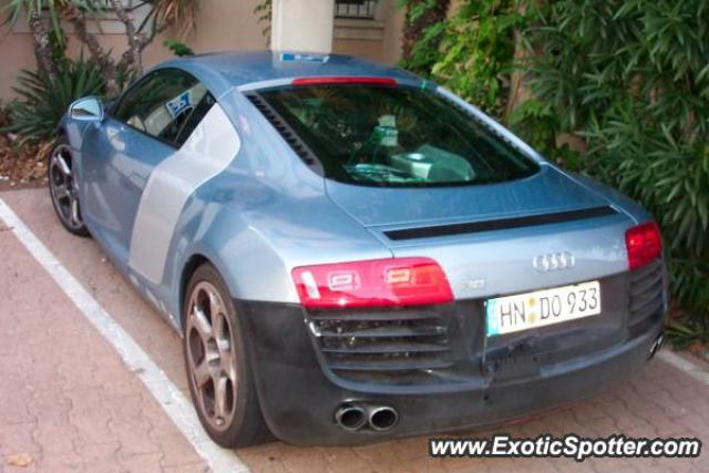Audi R8 spotted in Carpentras, France