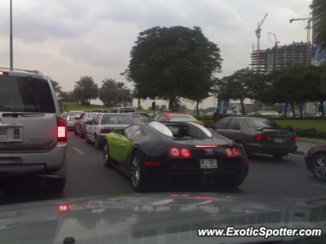 Bugatti Veyron spotted in Dubai, United Arab Emirates
