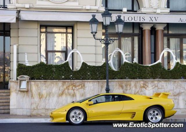 Lamborghini Diablo spotted in Monte Carlo, Monaco