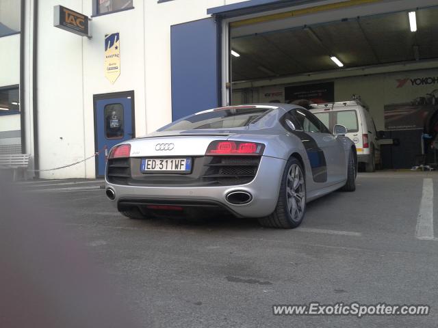 Audi R8 spotted in Artogne, Italy