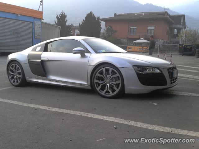 Audi R8 spotted in Artogne, Italy