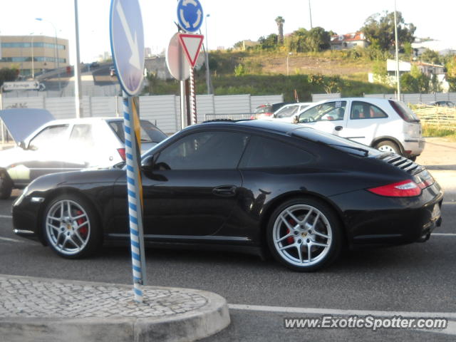 Porsche 911 spotted in Lisboa, Portugal