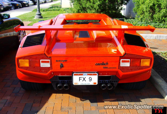 Lamborghini Countach spotted in Columbus, Ohio