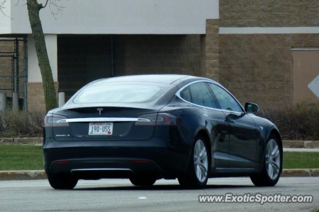 Tesla Model S spotted in Milwaukee, Wisconsin