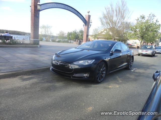 Tesla Model S spotted in Red Bank, New Jersey