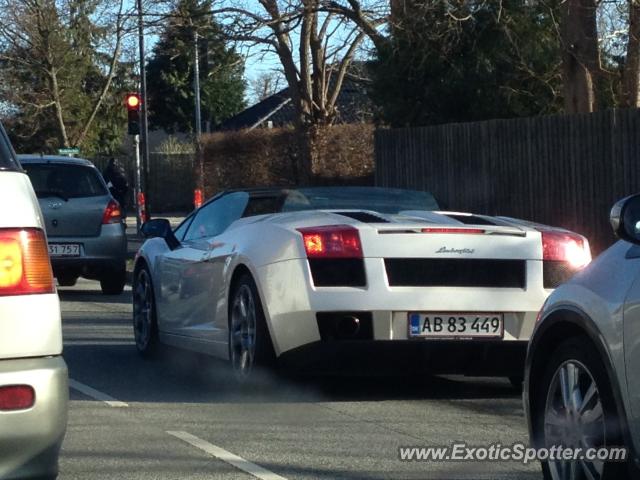 Lamborghini Gallardo spotted in København, Denmark