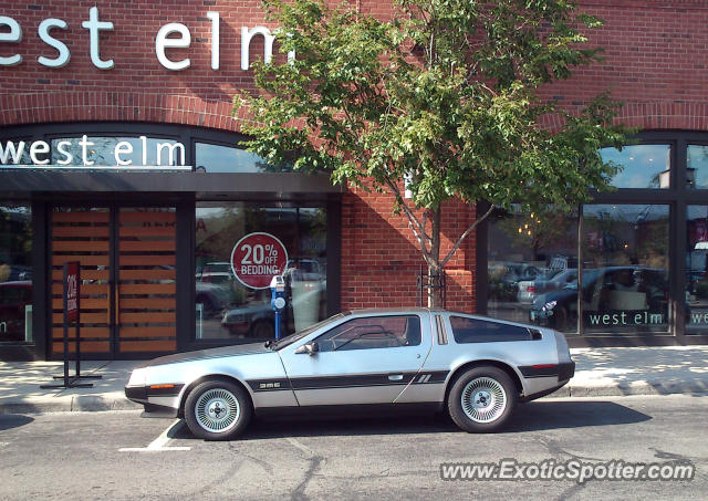 DeLorean DMC-12 spotted in Columbus, Ohio