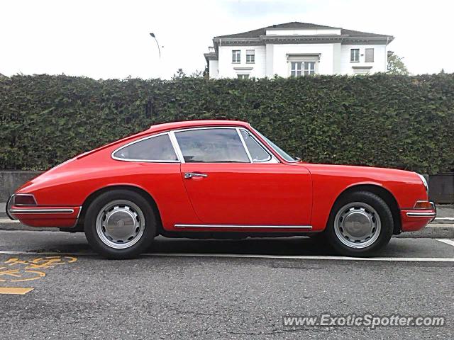 Porsche 911 spotted in Zurich, Switzerland