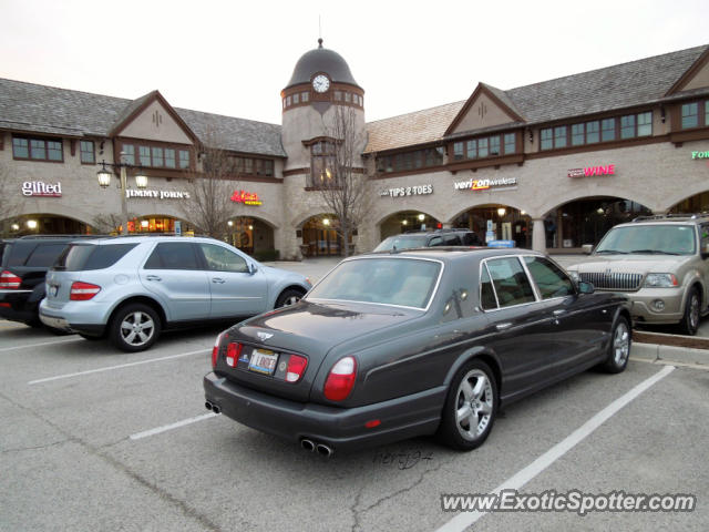 Bentley Arnage spotted in Lake Forest, Illinois