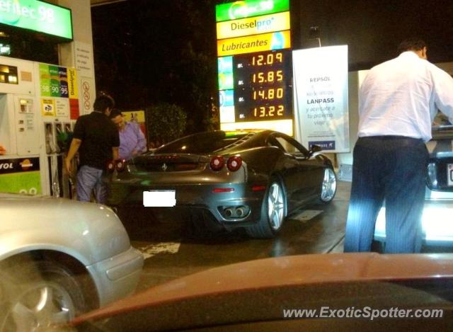 Ferrari F430 spotted in Lima, Peru