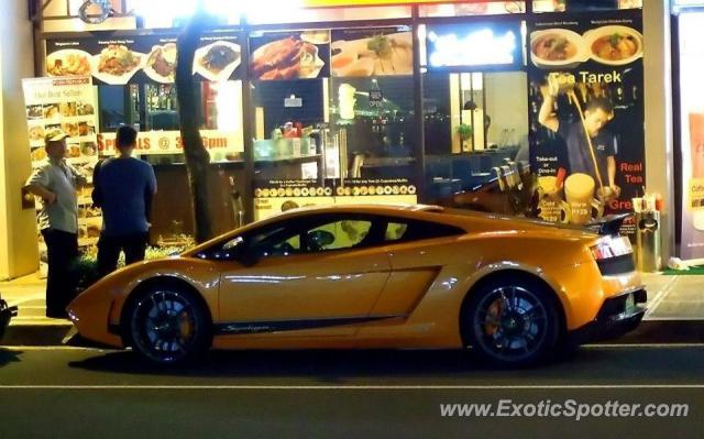 Lamborghini Gallardo spotted in Quezon City, Philippines