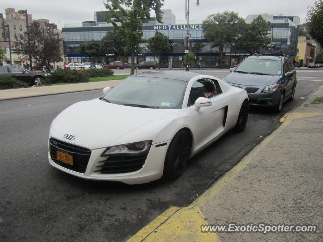 Audi R8 spotted in Bronx, New York