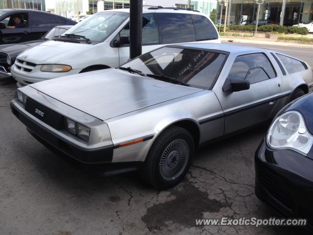 DeLorean DMC-12 spotted in Montreal, Canada