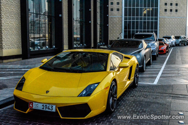 Lamborghini Gallardo spotted in Dubai, United Arab Emirates