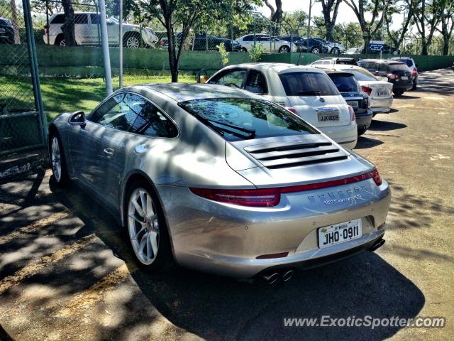 Porsche 911 spotted in Brasilia, Brazil