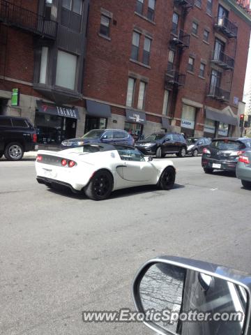 Lotus Elise spotted in Montreal, Canada