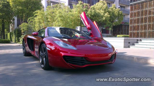 Mclaren MP4-12C spotted in Shanghai, China