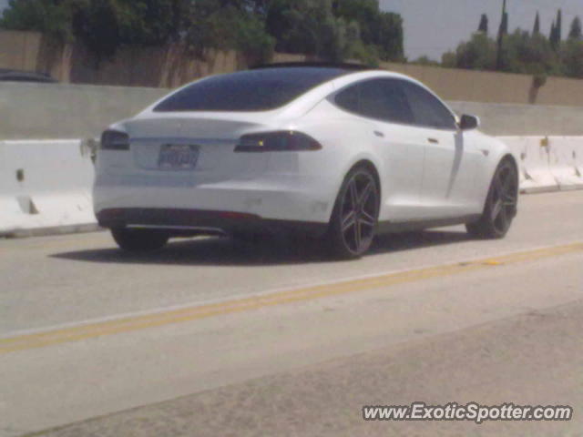 Tesla Model S spotted in Costa Mesa, California