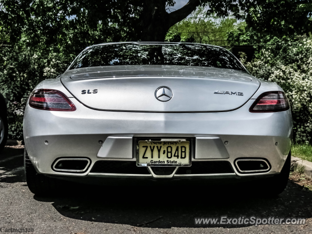 Mercedes SLS AMG spotted in Paramus, New Jersey