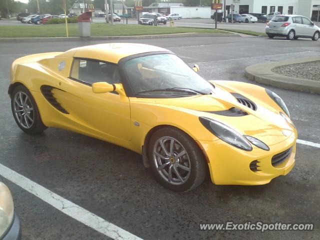 Lotus Elise spotted in Freeburg, Illinois
