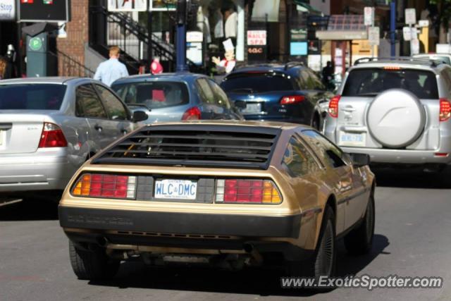 DeLorean DMC-12 spotted in Toronto, Canada