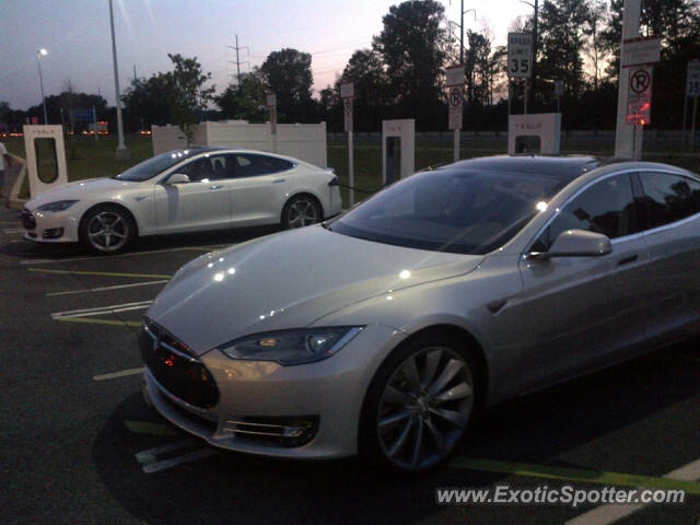 Tesla Model S spotted in Princeton, New Jersey