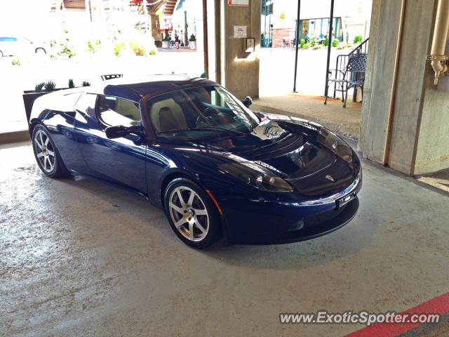 Tesla Roadster spotted in Highlands ranch, Colorado