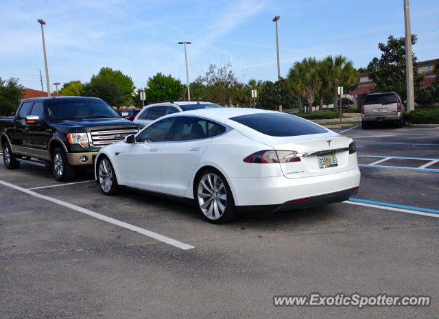 Tesla Model S spotted in Clermont, Florida
