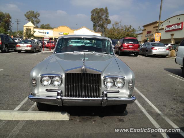 Rolls Royce Silver Shadow spotted in Chatsworth, California
