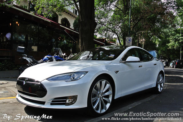 Tesla Model S spotted in Mexico City, Mexico