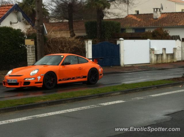 Porsche 911 GT3 spotted in Royan, France