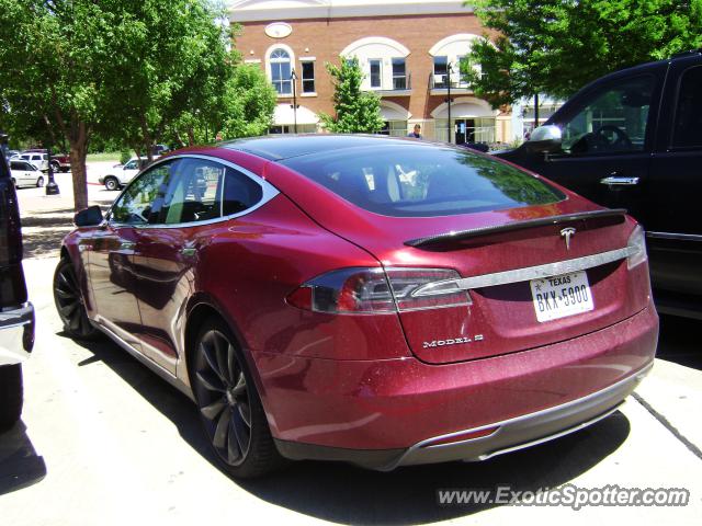 Tesla Model S spotted in Arlington, Texas
