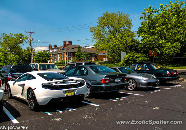 Mclaren MP4-12C spotted in Greenwich, Connecticut