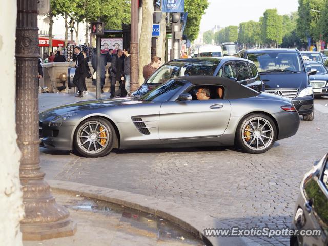 Mercedes SLS AMG spotted in Paris, France
