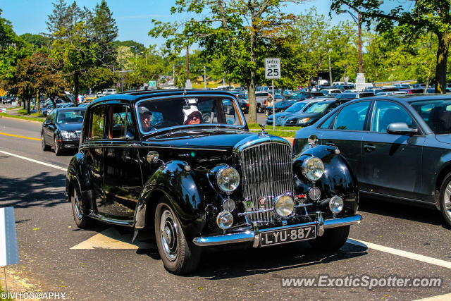 Bentley S Series spotted in Greenwich, Connecticut