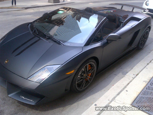 Lamborghini Gallardo spotted in Toronto, Canada