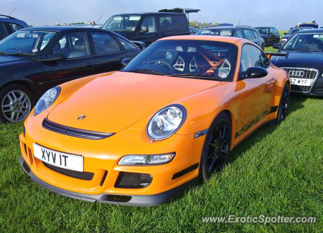 Porsche 911 GT3 spotted in Brands Hatch, United Kingdom