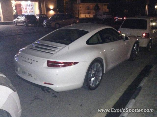Porsche 911 spotted in Lahore, Pakistan