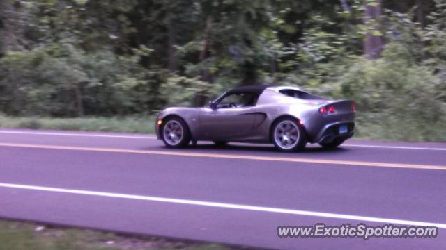 Lotus Elise spotted in New Canaan, Connecticut