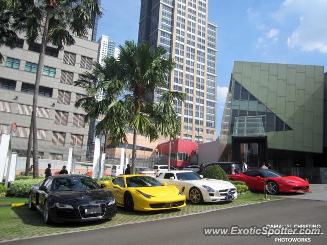 Ferrari 458 Italia spotted in Jakarta, Indonesia