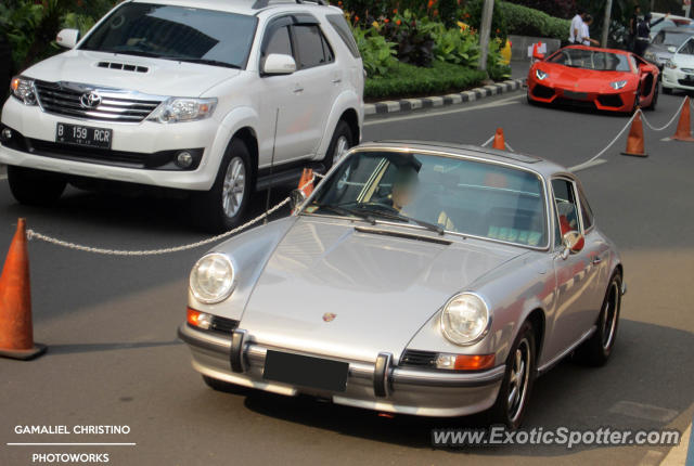 Lamborghini Aventador spotted in Jakarta, Indonesia